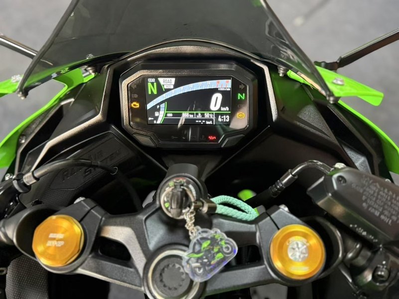 二手川崎ZX-4R