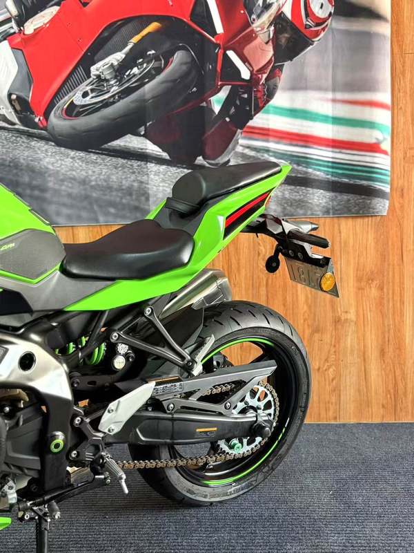 二手川崎ZX-4R