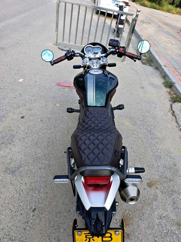 二手五羊本田鸷道 CB190SS