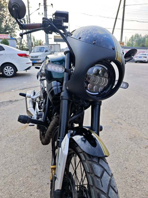 二手五羊本田鸷道 CB190SS