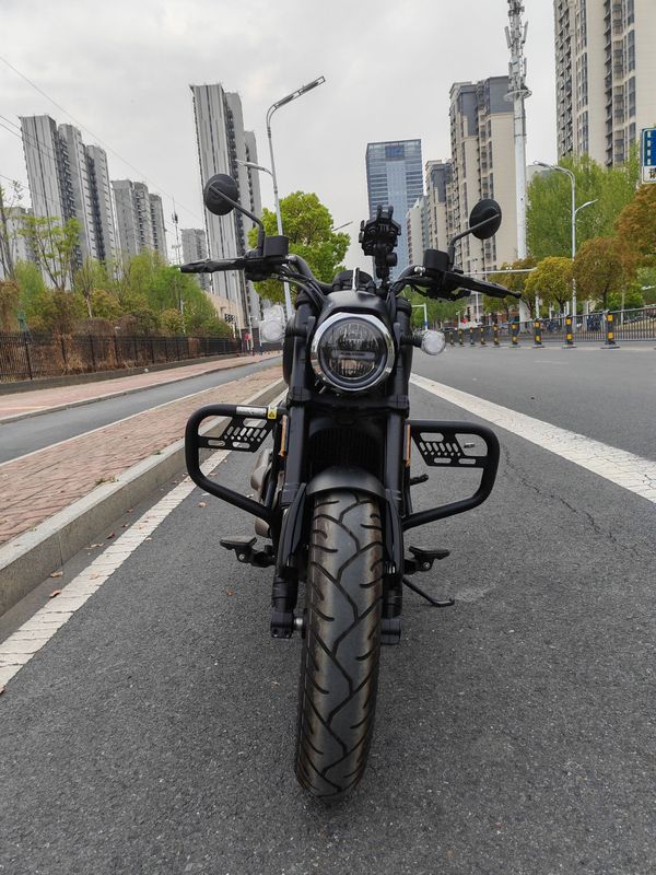 二手QJMOTOR闪300
