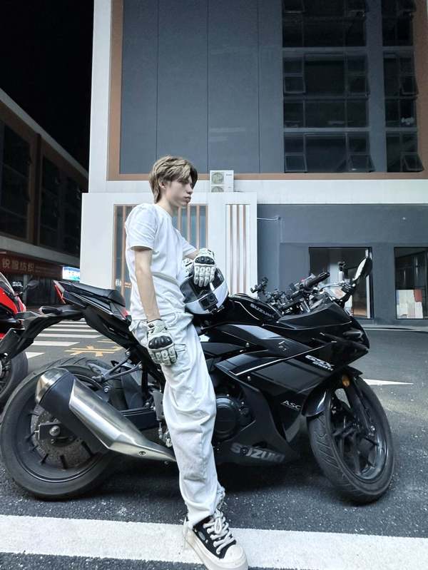 二手豪爵铃木GSX250R