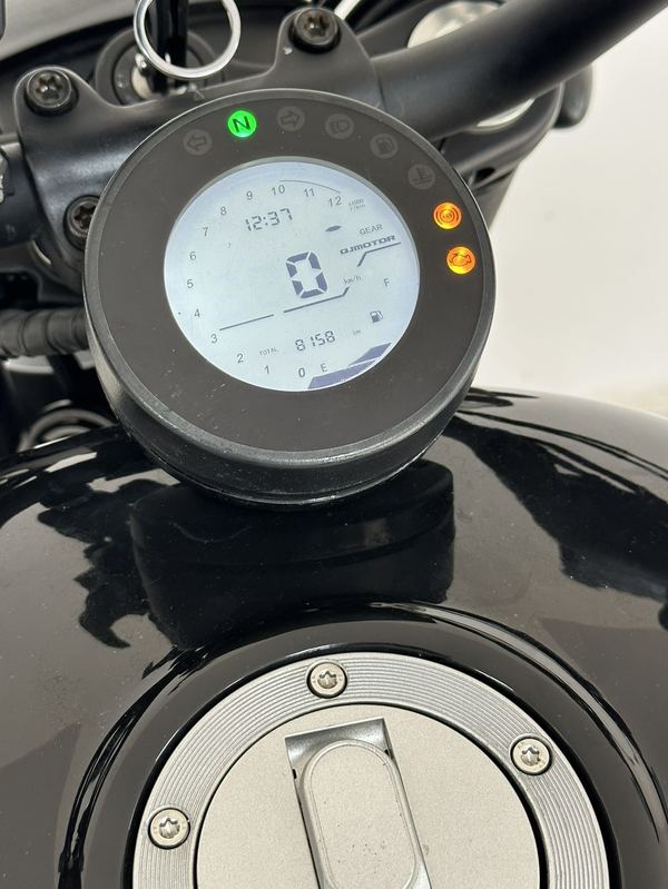 二手QJMOTOR闪300