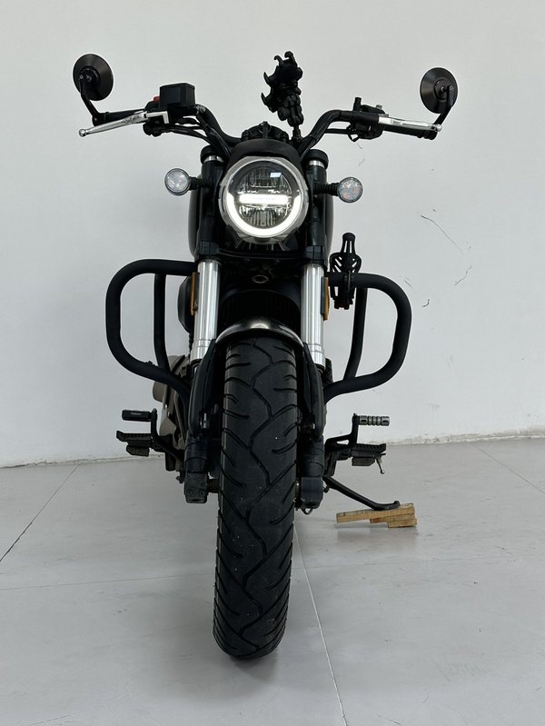 二手QJMOTOR闪300