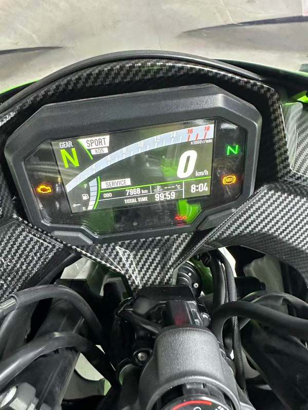 二手川崎ZX-4R