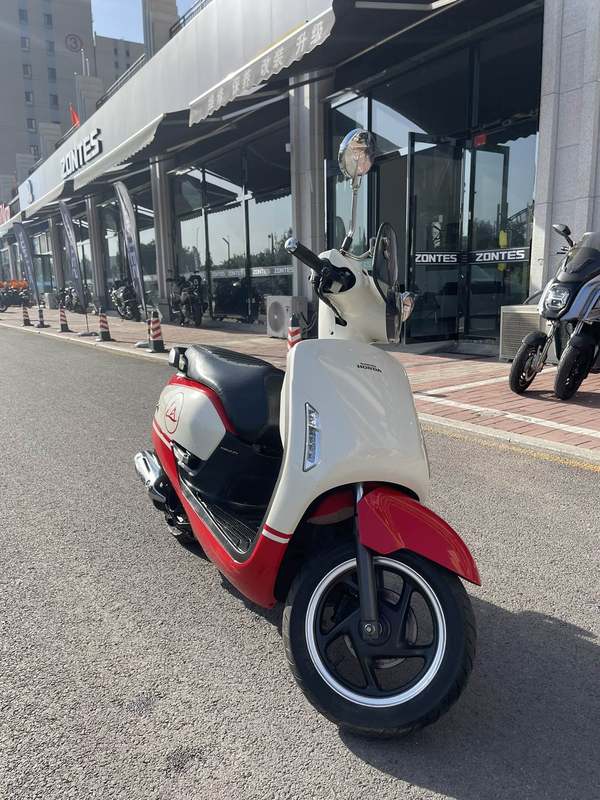 二手新大洲本田NS125LA