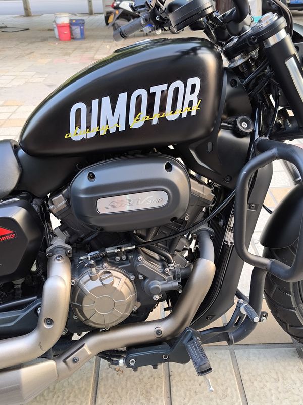 二手QJMOTOR闪300