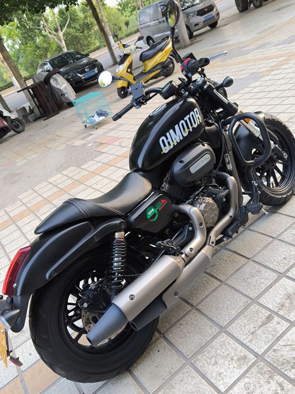 二手QJMOTOR闪300