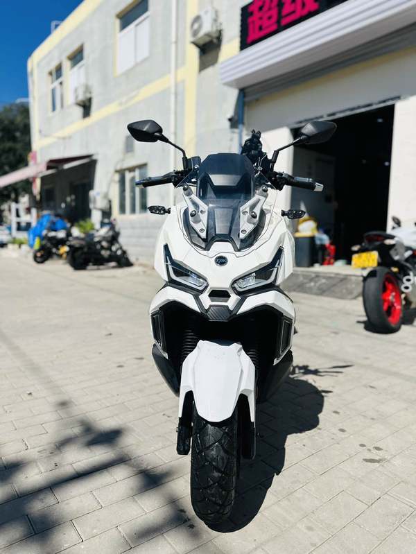 二手三阳哈士奇 Husky ADV150