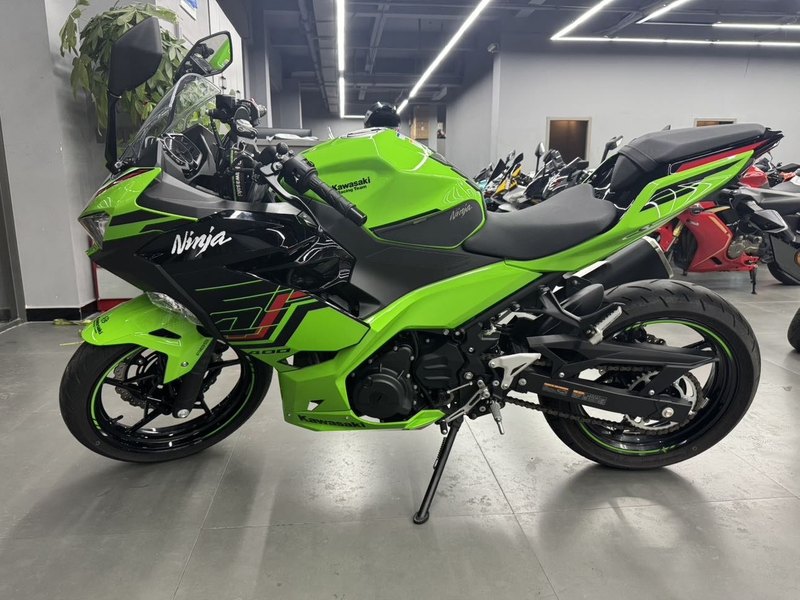 二手川崎Ninja 400
