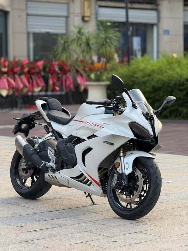 二手QJMOTOR赛600