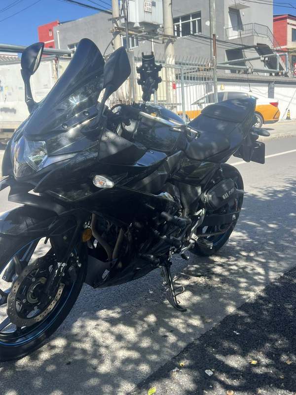 二手豪爵铃木GSX250R