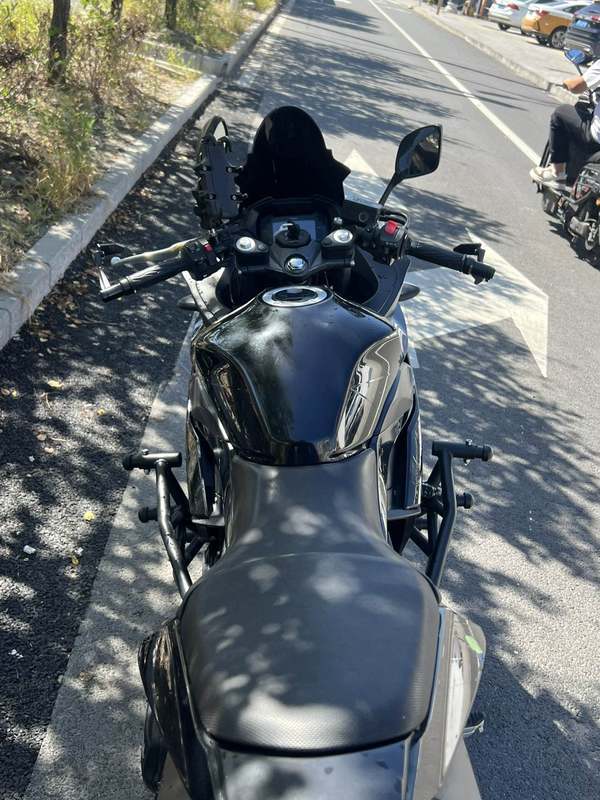 二手豪爵铃木GSX250R