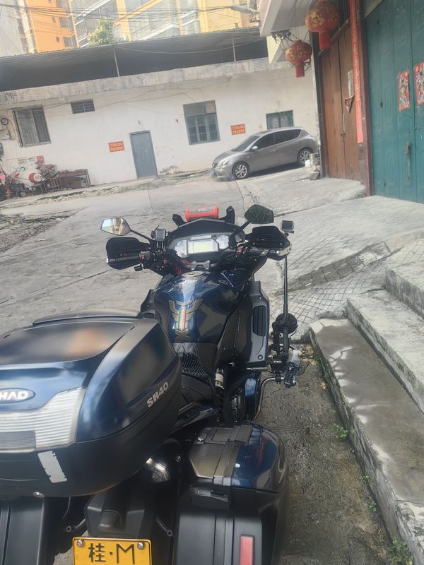 二手贝纳利600GC