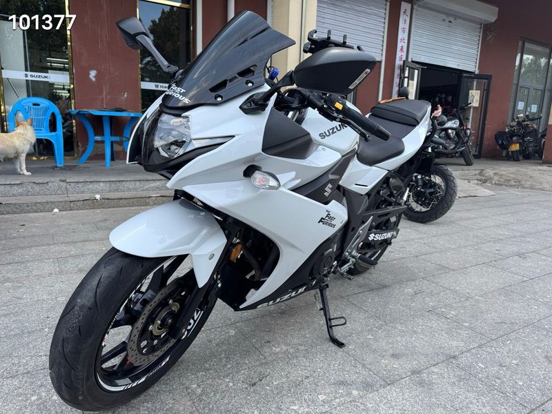 二手豪爵铃木GSX250R