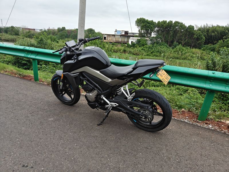 二手春风250NK