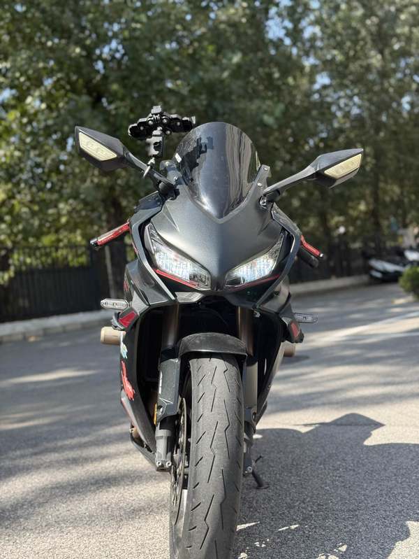 二手本田CBR650R