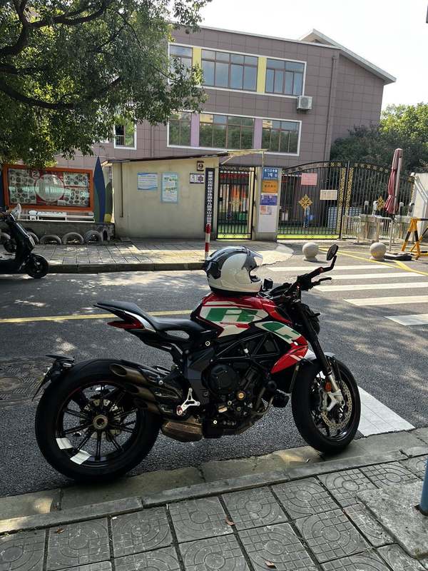 二手奥古斯塔Dragster 800