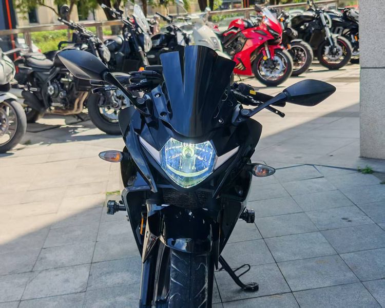 二手豪爵铃木GSX250R
