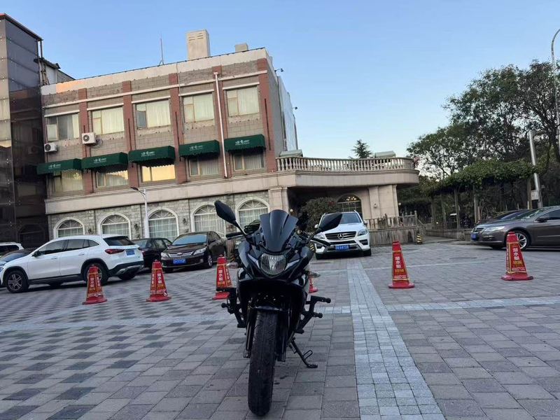 二手豪爵铃木GSX250R