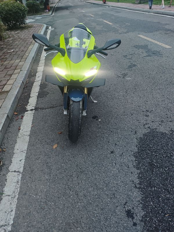 二手张雪机车500RR