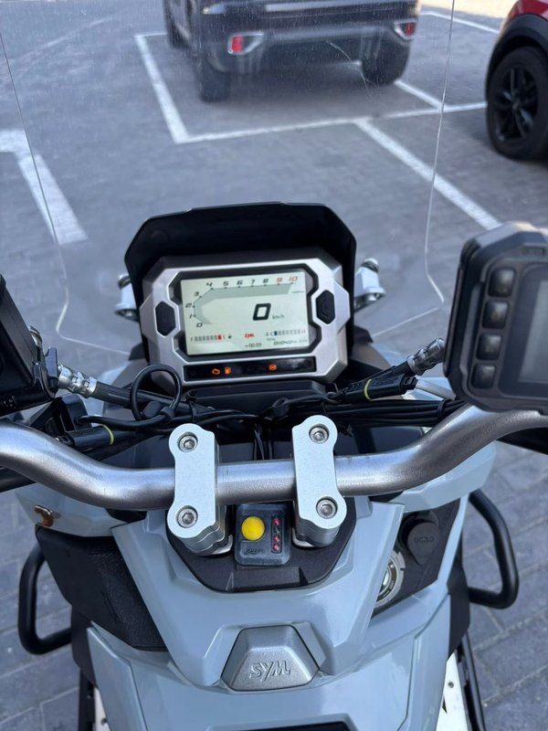 二手三阳哈士奇 Husky ADV150
