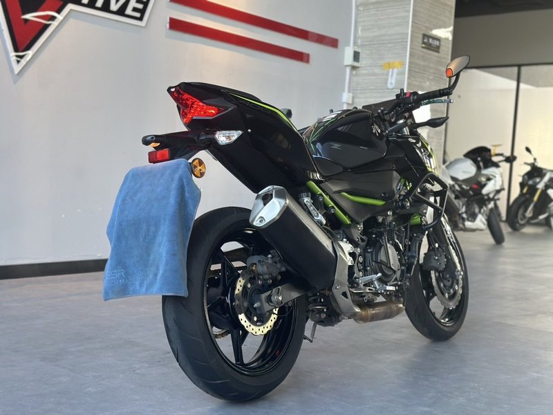 二手川崎Z400