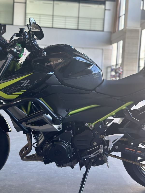 二手川崎Z400