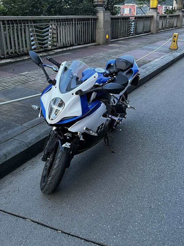 二手贝纳利龙卷风 Tornado 252R