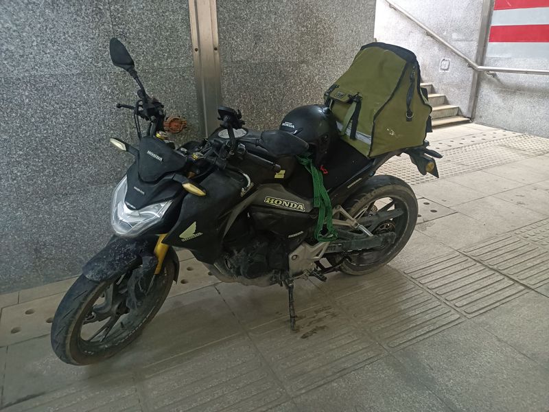 二手五羊本田CB190R 暴锋眼