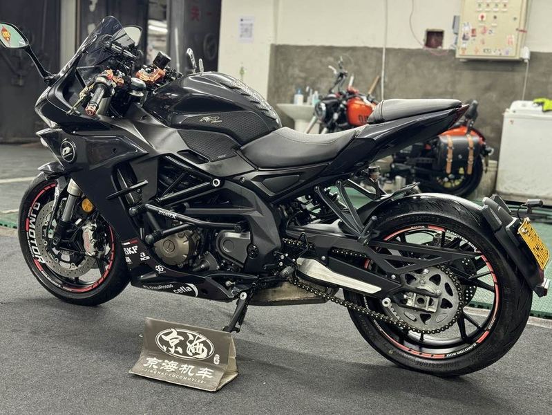 二手QJMOTOR赛600