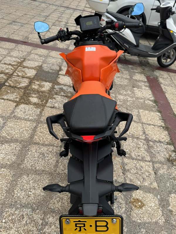 二手KTMR2R390 Duke