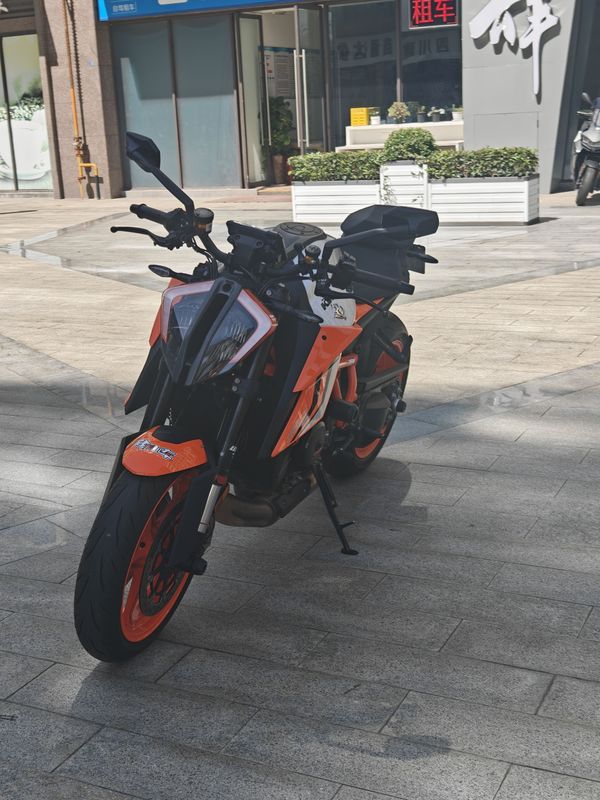 二手KTMR2R1290 Super Duke