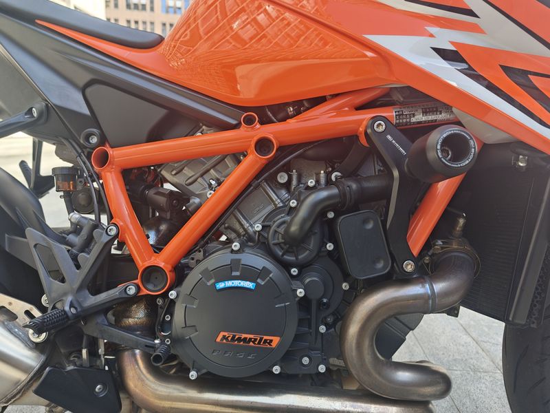 二手KTMR2R1290 Super Duke