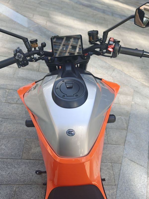 二手KTMR2R1290 Super Duke