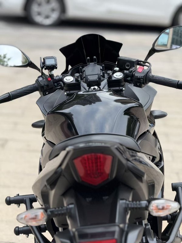 二手豪爵铃木GSX250R