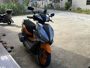 二手五羊本田NX125