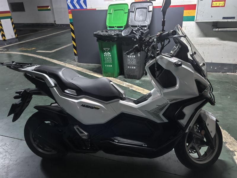 二手三阳哈士奇 Husky ADV150