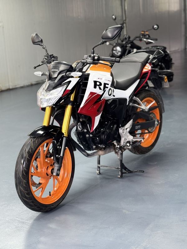二手五羊本田CB190R 暴锋眼