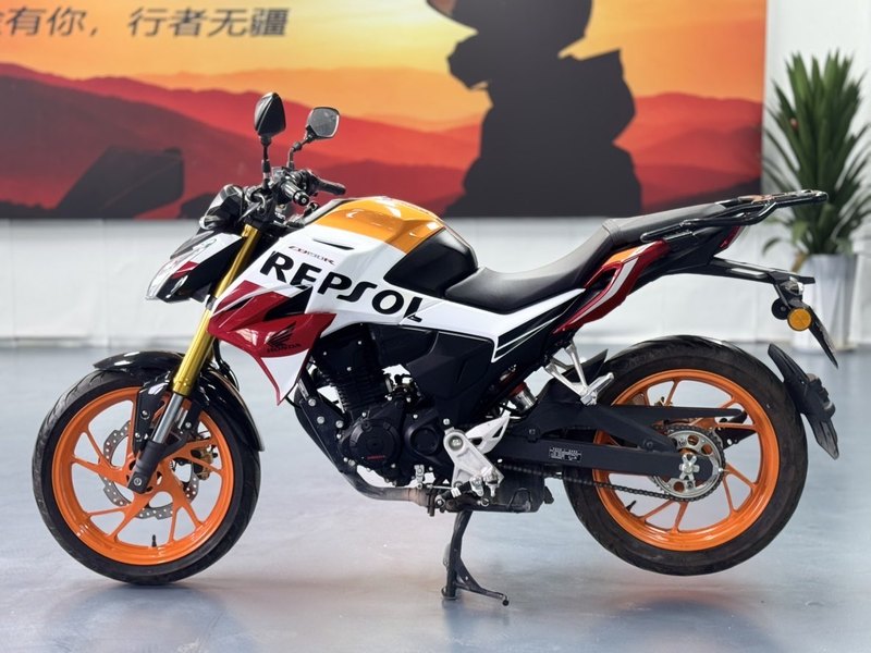 二手五羊本田CB190R 暴锋眼