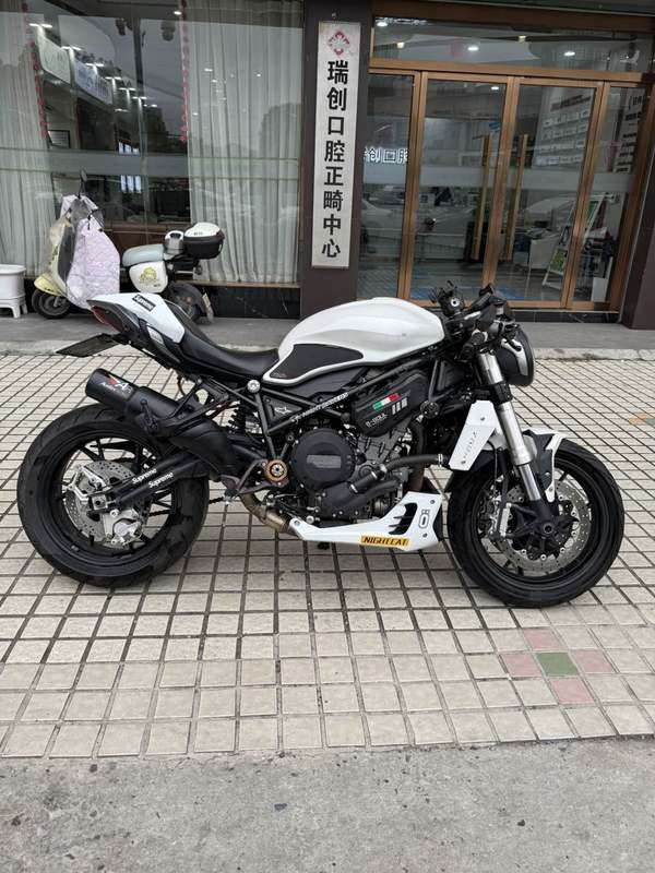 二手贝纳利752S