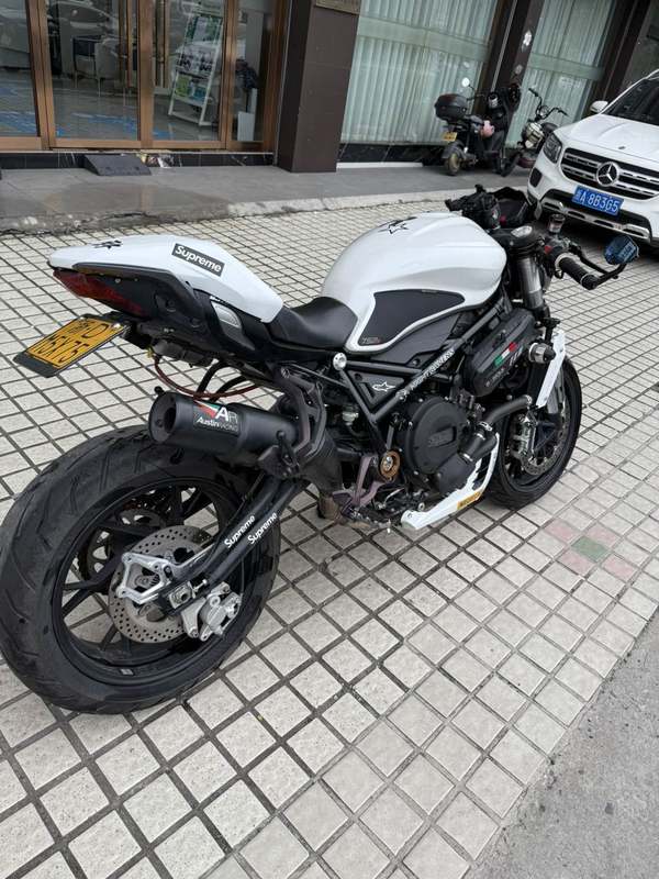 二手贝纳利752S