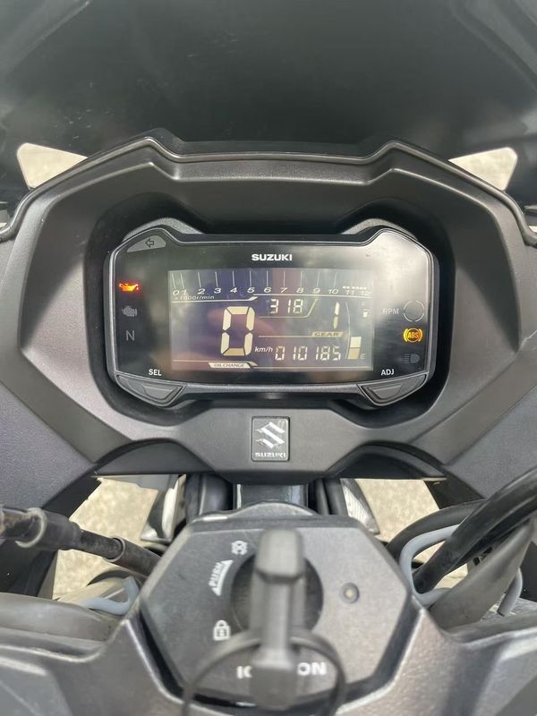 二手豪爵铃木GSX250R