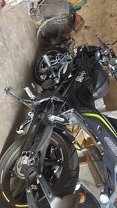 二手贝纳利红宝龙 TNT150i