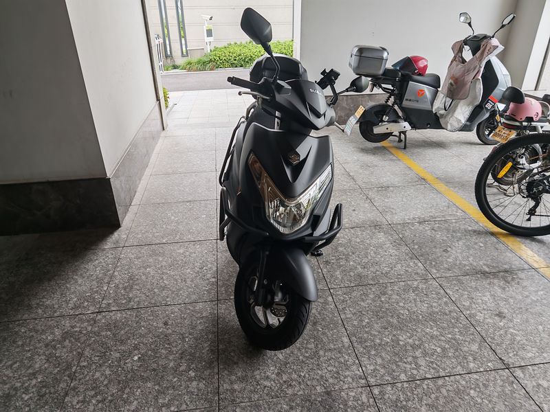 二手济南铃木优驿 UE125T