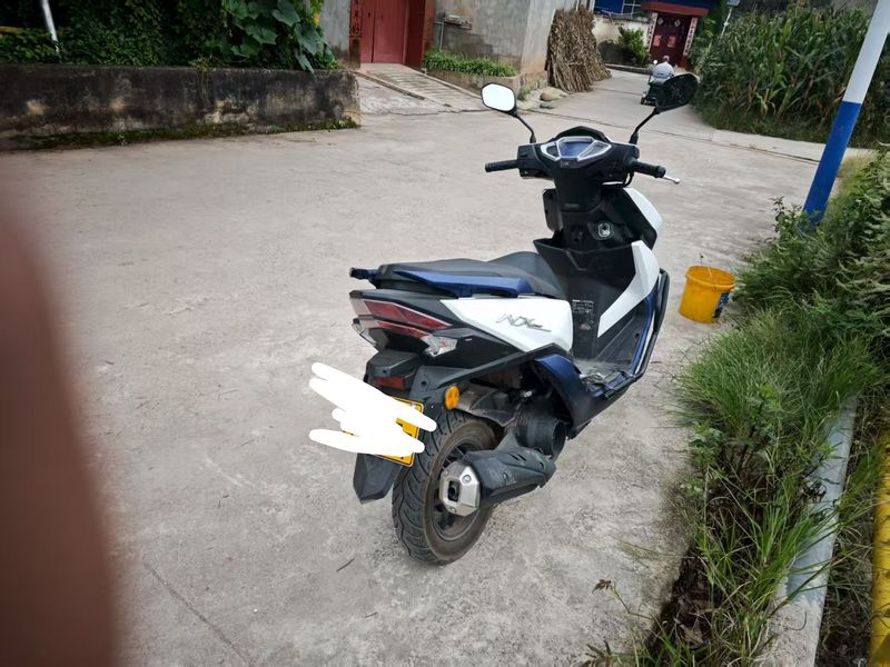 二手五羊本田NX125
