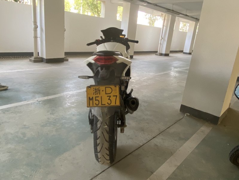 二手喜力蛟龙200