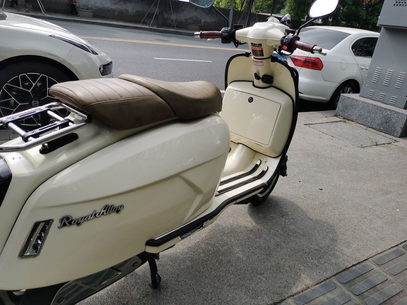 二手ROYAL ALLOYGP200S