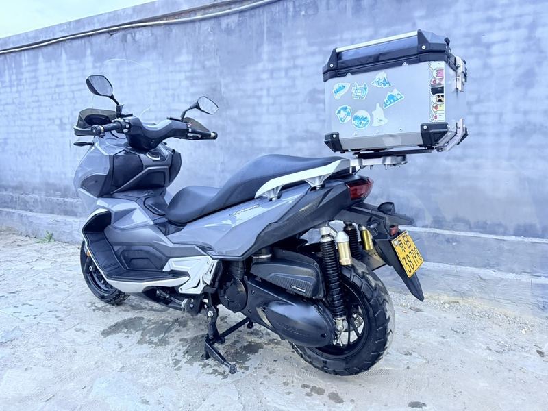 二手大阳V锐 ADV350