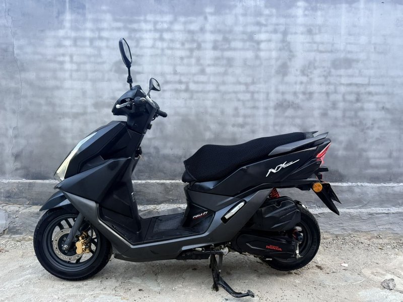 二手五羊本田NX125